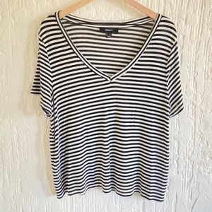 Forever 21 Plus Size Black And White Striped Shirt Size 1X